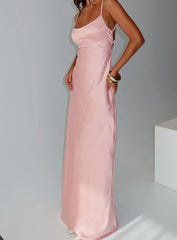 Ravia Maxi Dress Pink
